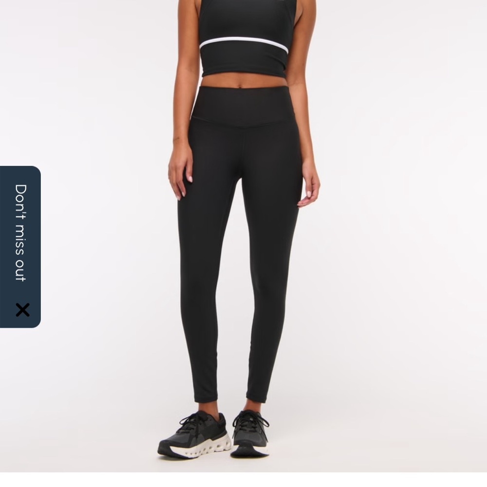 YPB sculptLUX 7/8-Length Leggingi